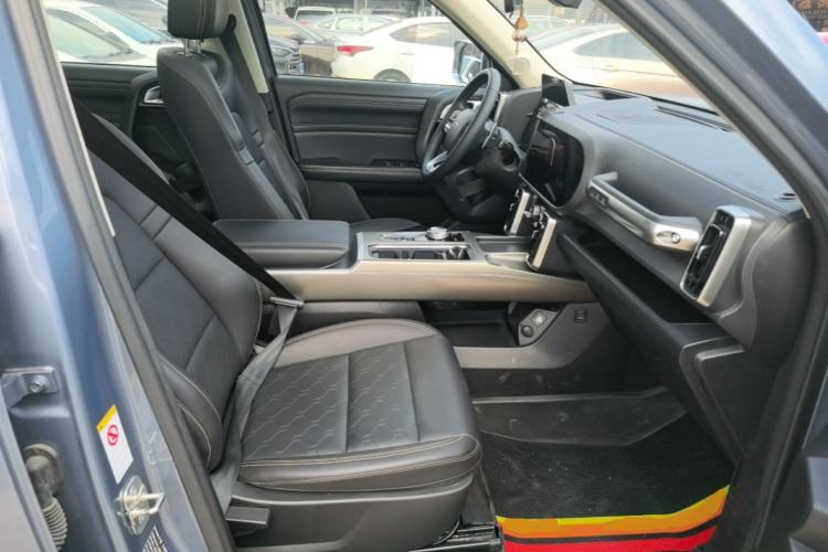 Used Haval DARGO 2021 1.5T DCT Two-Wheel Drive Labrador Edition Right Front Seat