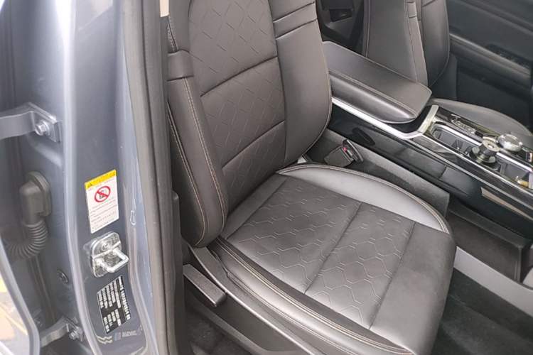 Used Haval DARGO 2021 1.5T DCT Two-Wheel Drive Border Collie - Wangcai Edition Right Front Seat