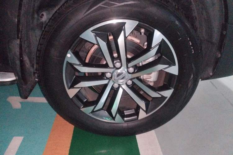 Used Haval DARGO 2021 1.5T DCT Two-Wheel Drive Border Collie - Wangcai Edition Right Front Wheel Hub