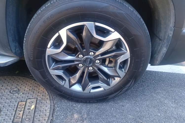 Used Haval DARGO 2021 2.0T DCT 4x4 Chinese Rural Dog Edition Right Front Wheel Hub