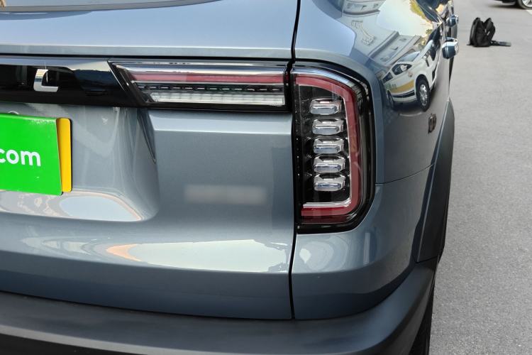 Used Haval DARGO 2021 1.5T DCT Two-Wheel Drive Labrador Edition Right Rear Taillight