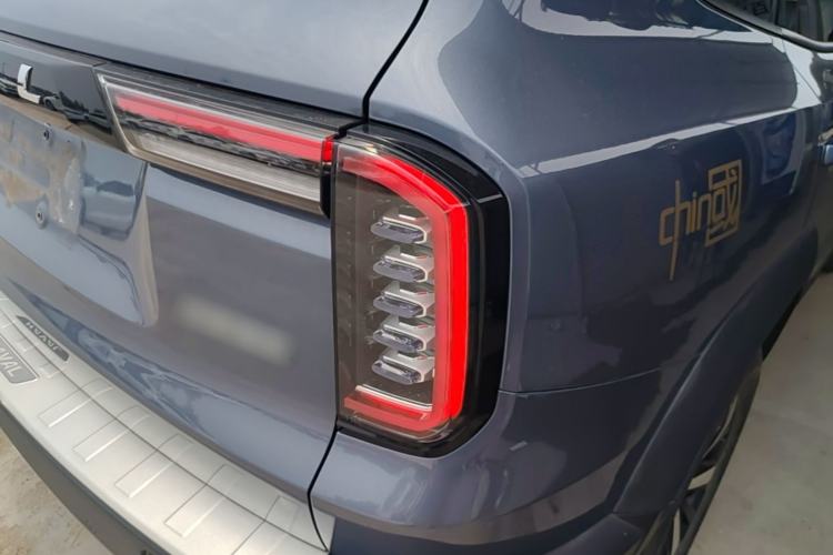 Used Haval DARGO 2021 1.5T DCT Two-Wheel Drive Labrador Edition Right Rear Taillight