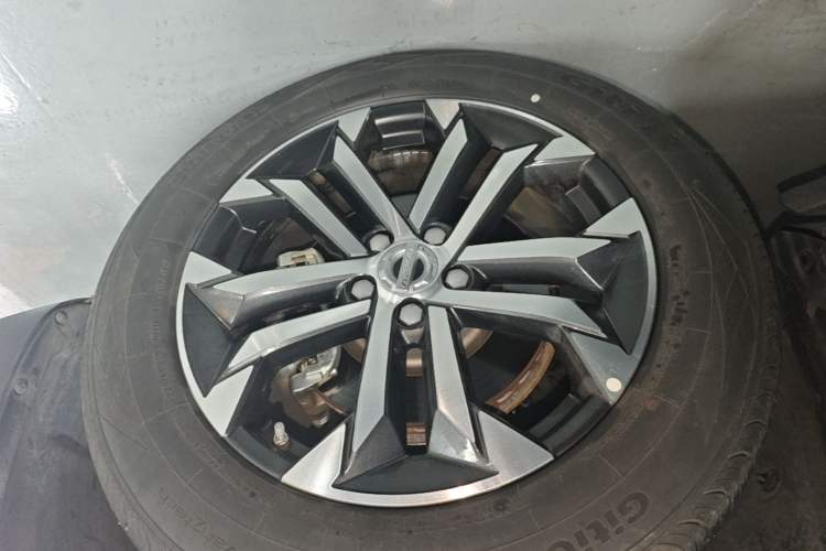 Used Haval DARGO 2021 1.5T DCT Two-Wheel Drive Border Collie Edition Right Rear Wheel Hub