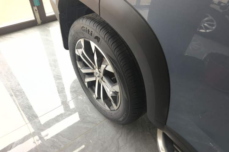 Used Haval DARGO 2021 1.5T DCT Two-Wheel Drive Border Collie - Wangcai Edition Right Rear Wheel Hub