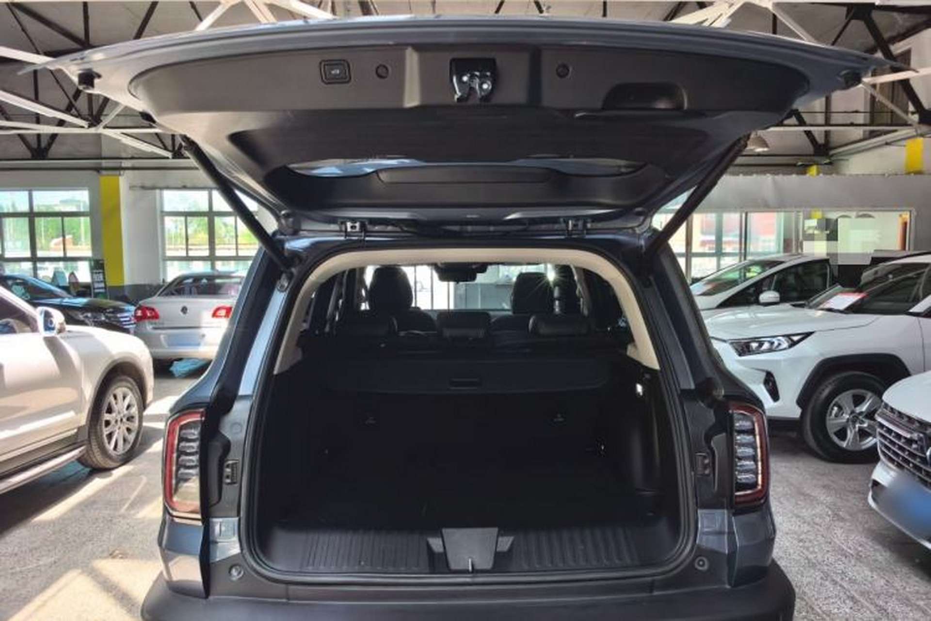 Used Haval DARGO 2021 1.5T DCT Two-Wheel Drive Border Collie Edition Trunk