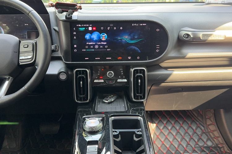 Used Haval DARGO 2021 2.0T DCT All-Wheel-Drive "Hao Tian Quan" Edition Audio And AC Panel