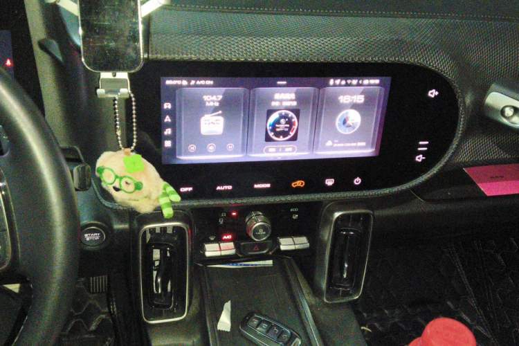 Used Haval DARGO 2021 1.5T DCT Two-Wheel Drive Husky Edition Audio And AC Panel