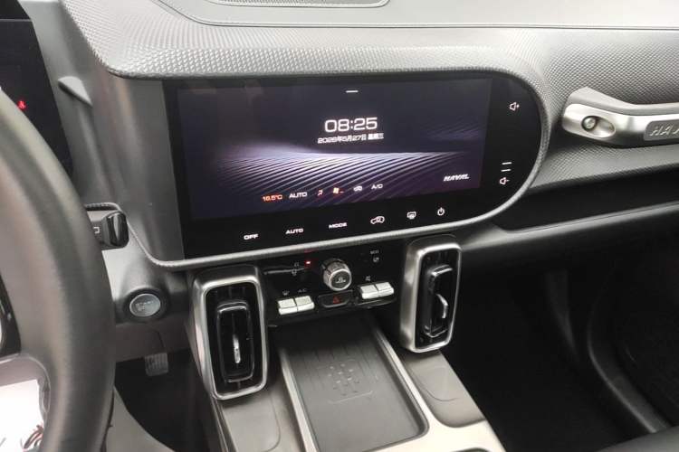 Used Haval DARGO 2021 1.5T DCT Two-Wheel Drive Labrador Edition Audio And AC Panel