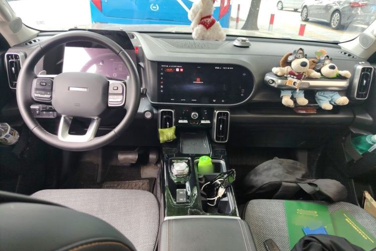 Used Haval DARGO 2021 Revised Version 1.5T DCT Two-Wheel Drive "Mǎquǎn" Edition Center Console