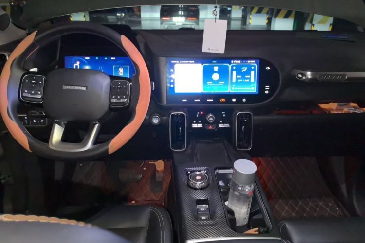 Used Haval DARGO 2021 1.5T DCT Two-Wheel Drive "Mǎquǎn" Edition Center Console