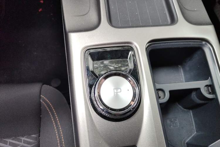 Used Haval DARGO 2021 1.5T DCT Two-Wheel Drive Husky Edition Gear Lever