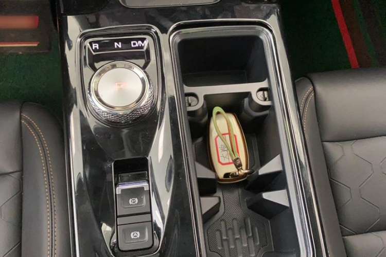 Used Haval DARGO 2021 1.5T DCT Two-Wheel Drive Border Collie Edition Gear Lever