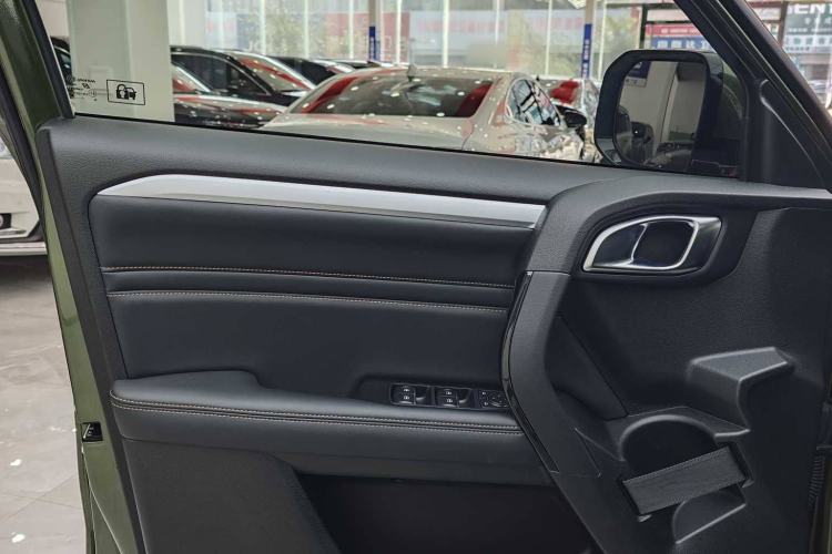 Used Haval DARGO 2021 2.0T DCT 4x4 Chinese Rural Dog Edition Interior 13