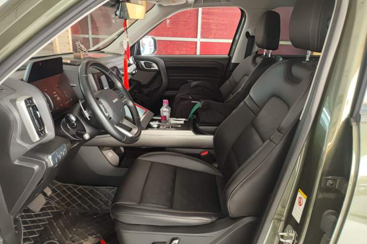 Used Haval DARGO 2021 1.5T DCT Two-Wheel Drive Labrador Edition Left Front Seat