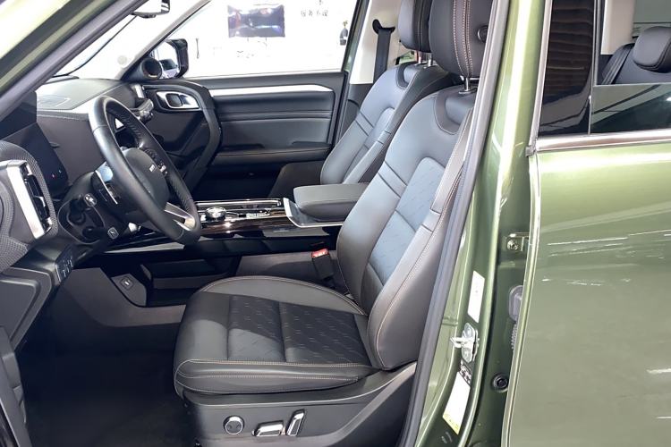 Used Haval DARGO 2021 Revised Version 1.5T DCT Two-Wheel Drive "Mǎquǎn" Edition Left Front Seat