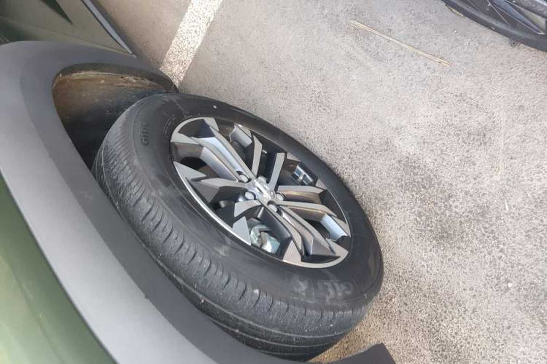 Used Haval DARGO 2021 1.5T DCT Two-Wheel Drive Border Collie - Wangcai Edition Left Front Wheel Hub