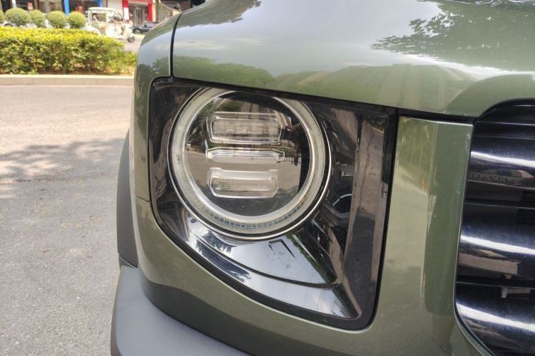 Used Haval DARGO 2021 1.5T DCT Two-Wheel Drive Border Collie Edition Right Front Headlight