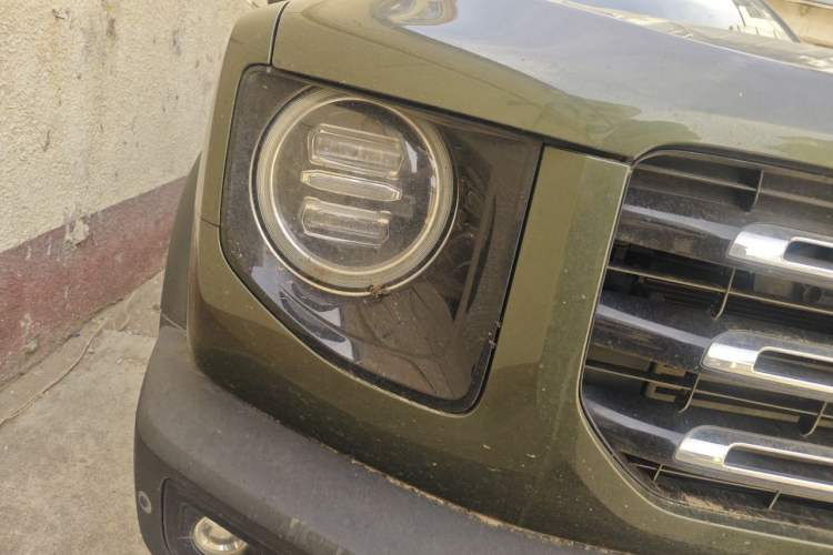 Used Haval DARGO 2021 1.5T DCT Two-Wheel Drive Border Collie - Wangcai Edition Right Front Headlight