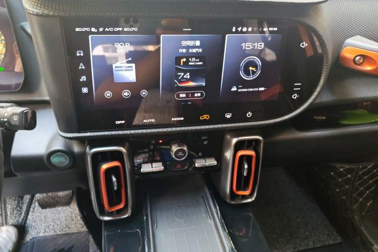 Used Haval DARGO 2021 1.5T DCT Two-Wheel Drive Border Collie Edition Audio And AC Panel