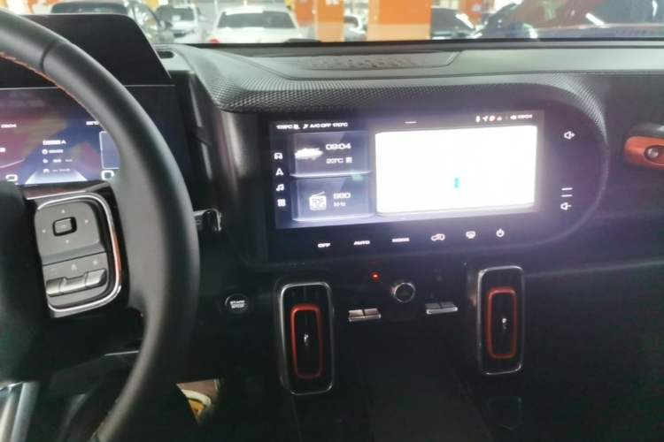 Used Haval DARGO 2021 1.5T DCT Two-Wheel Drive "Mǎquǎn" Edition Audio And AC Panel