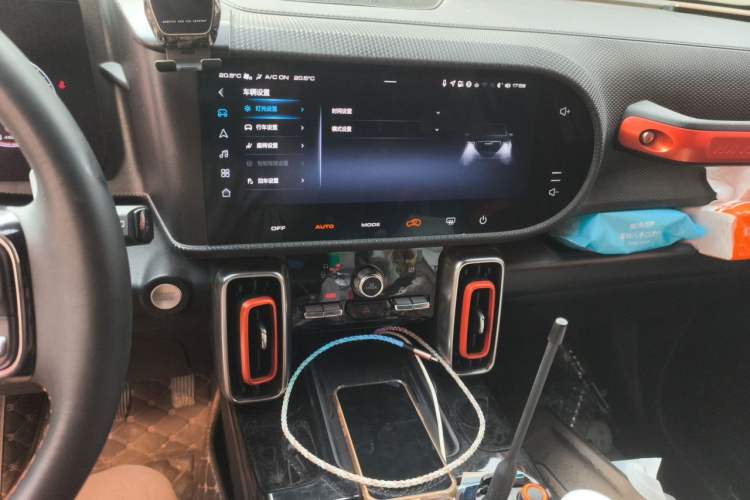 Used Haval DARGO 2021 1.5T DCT Two-Wheel Drive Border Collie Edition Audio And AC Panel