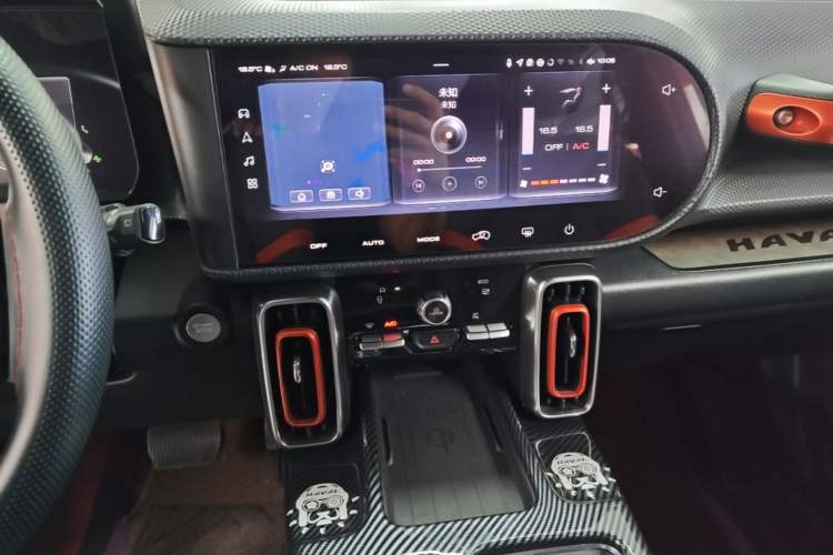 Used Haval DARGO 2021 Revised Version 1.5T DCT Two-Wheel Drive "Mǎquǎn" Edition Audio And AC Panel