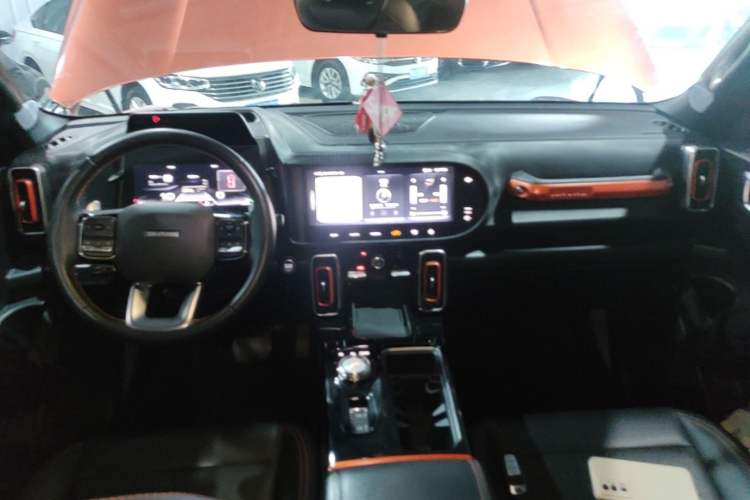 Used Haval DARGO 2021 1.5T DCT Two-Wheel Drive Border Collie - Wangcai Edition Center Console