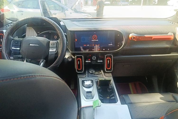 Used Haval DARGO 2021 1.5T DCT Two-Wheel Drive Labrador Edition Center Console