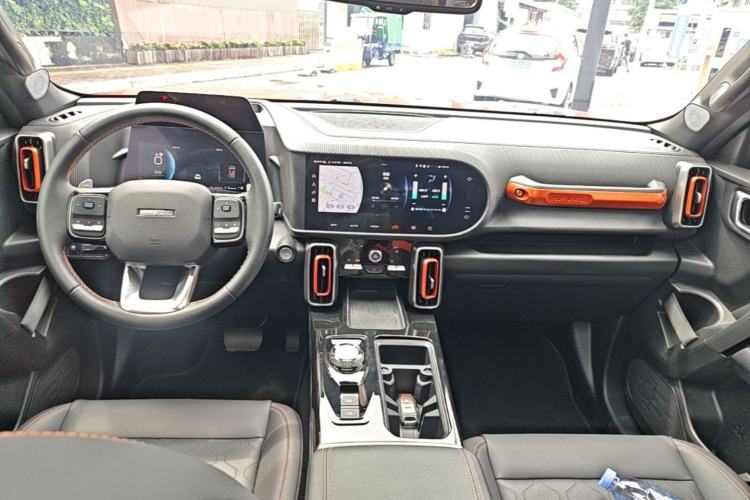 Used Haval DARGO 2021 1.5T DCT Two-Wheel Drive "Mǎquǎn" Edition Center Console