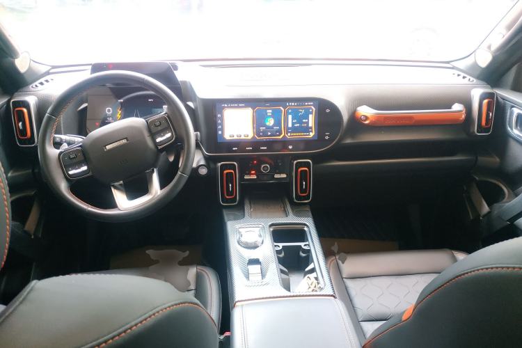 Used Haval DARGO 2021 1.5T DCT Two-Wheel Drive Border Collie Edition Center Console