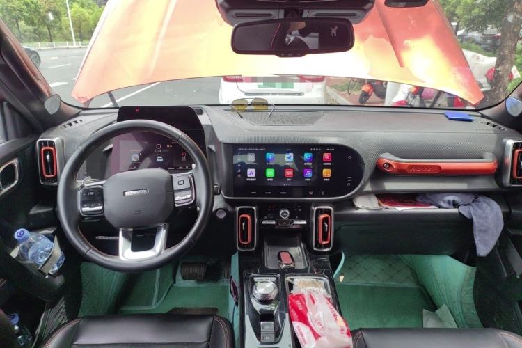 Used Haval DARGO 2021 Updated Version 1.5T DCT Two-Wheel Drive – Wangcai Edition Center Console