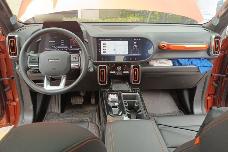Used Haval DARGO 2021 1.5T DCT Two-Wheel Drive "Mǎquǎn" Edition Center Console