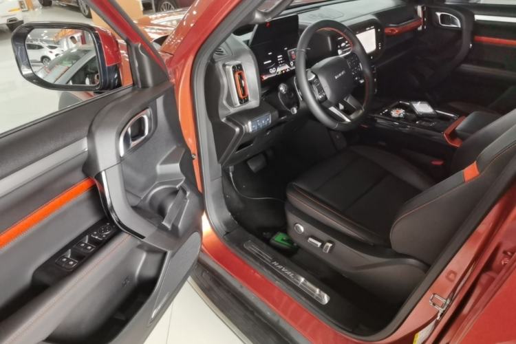 Used Haval DARGO 2021 1.5T DCT Two-Wheel Drive "Mǎquǎn" Edition Driver Seat