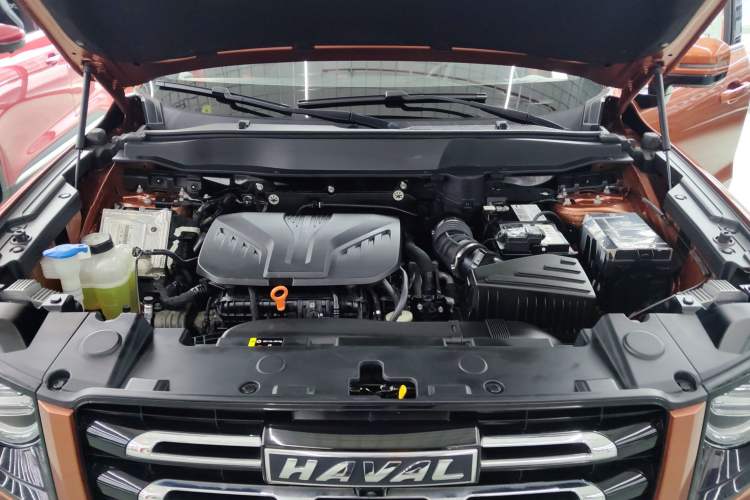 Used Haval DARGO 2021 2.0T DCT Two-Wheel Drive Chinese Mastiff Edition Engine Bay