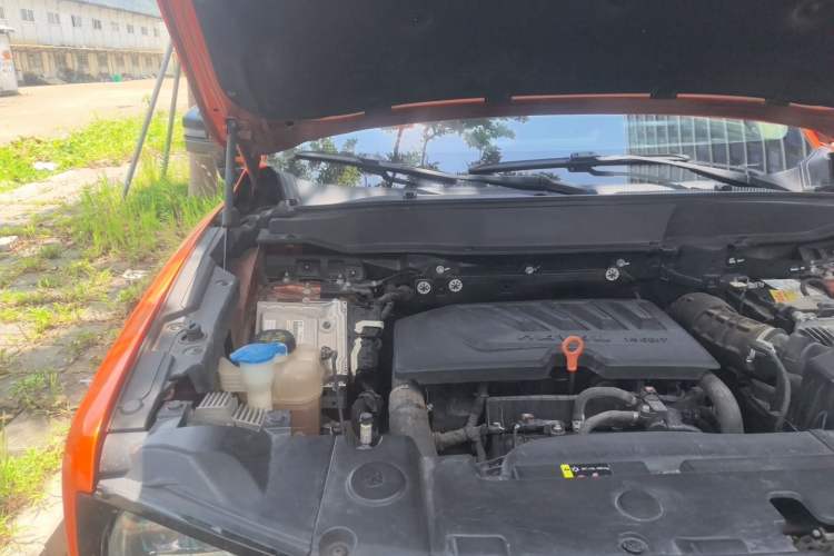 Used Haval DARGO 2021 1.5T DCT Two-Wheel Drive Husky Edition Engine Bay Right