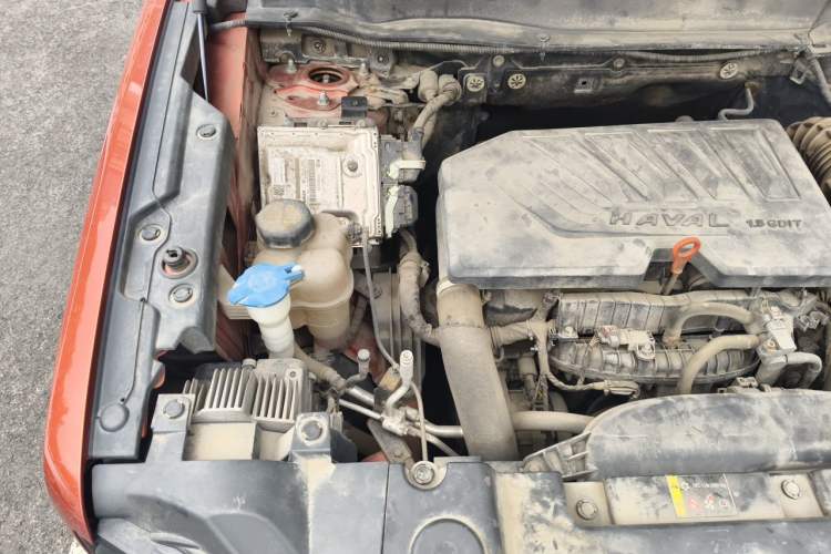 Used Haval DARGO 2021 1.5T DCT Two-Wheel Drive "Mǎquǎn" Edition Engine Bay Right