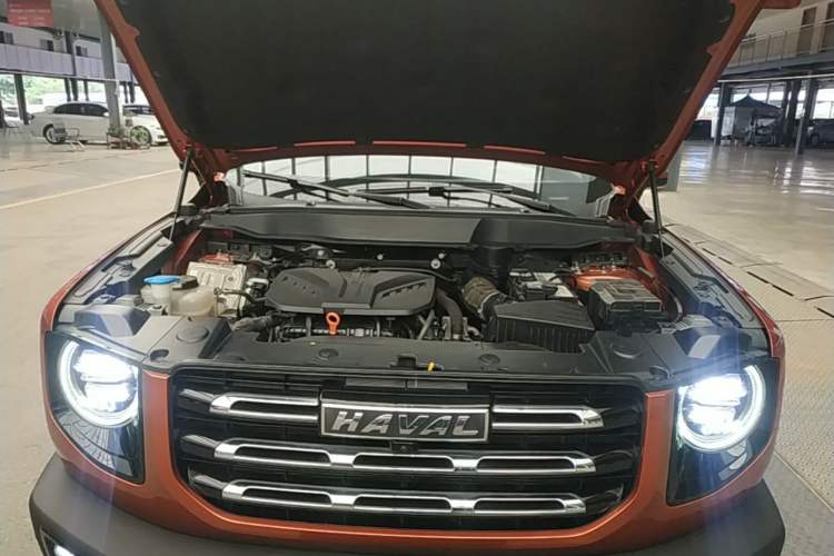 Used Haval DARGO 2021 2.0T DCT 4x4 Chinese Rural Dog Edition Engine Bay