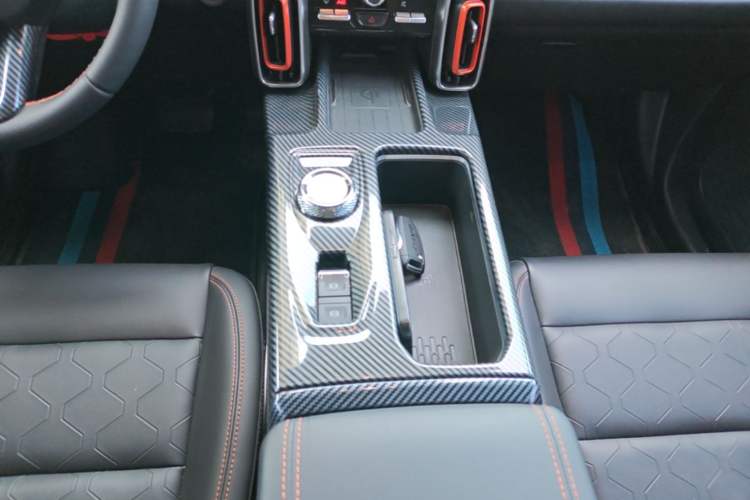 Used Haval DARGO 2021 1.5T DCT Two-Wheel Drive "Mǎquǎn" Edition Gear Lever