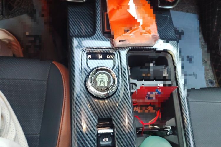 Used Haval DARGO 2021 1.5T DCT Two-Wheel Drive "Mǎquǎn" Edition Gear Lever