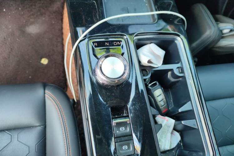 Used Haval DARGO 2021 Revised Version 1.5T DCT Two-Wheel Drive "Mǎquǎn" Edition Gear Lever