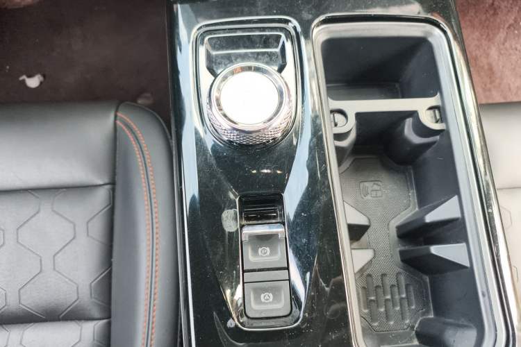 Used Haval DARGO 2021 1.5T DCT Two-Wheel Drive Border Collie Edition Gear Lever
