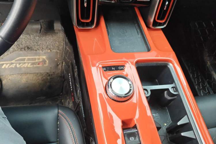 Used Haval DARGO 2021 1.5T DCT Two-Wheel Drive "Wangcai" Edition Gear Lever