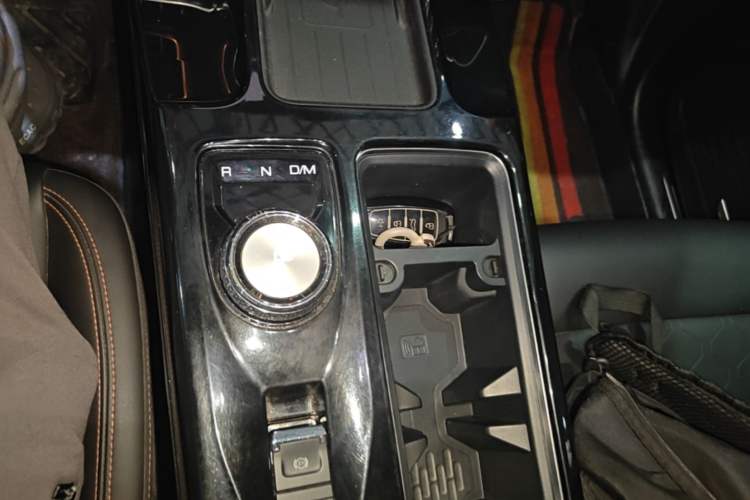 Used Haval DARGO 2021 1.5T DCT Two-Wheel Drive Border Collie Edition Gear Lever