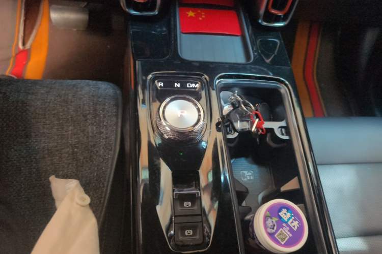 Used Haval DARGO 2021 Revised Version 2.0T DCT Four-Wheel Drive "Hao Tian Que" Edition Gear Lever