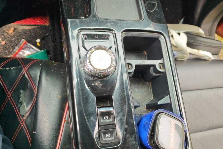 Used Haval DARGO 2021 1.5T DCT Two-Wheel Drive Border Collie - Wangcai Edition Gear Lever