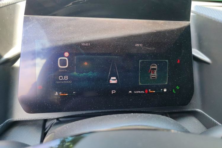 Used Haval DARGO 2021 Revised Version 1.5T DCT Two-Wheel Drive "Mǎquǎn" Edition Instrument Cluster