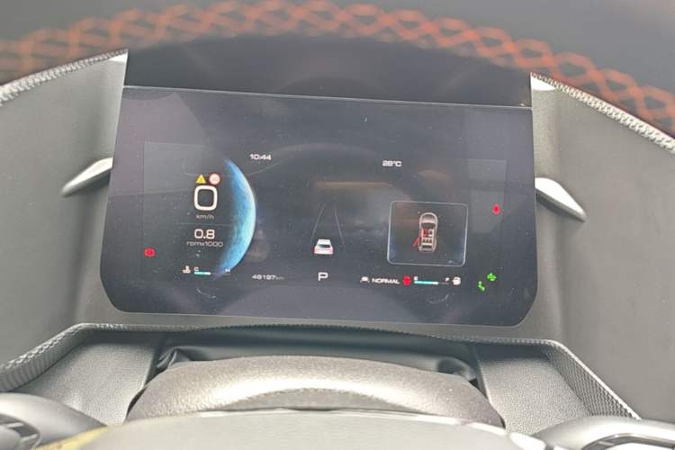 Used Haval DARGO 2021 1.5T DCT Two-Wheel Drive "Mǎquǎn" Edition Instrument Cluster