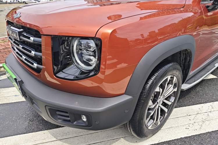 Used Haval DARGO 2021 1.5T DCT Two-Wheel Drive "Mǎquǎn" Edition Left Front Headlight