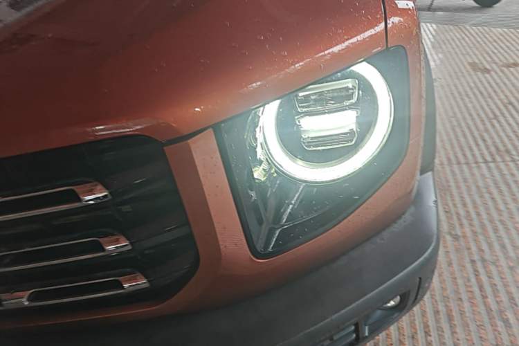 Used Haval DARGO 2021 1.5T DCT Two-Wheel Drive Border Collie - Wangcai Edition Left Front Headlight