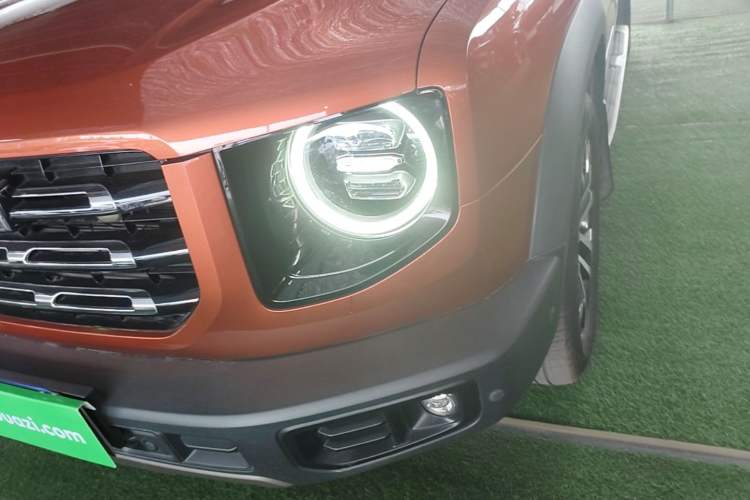 Used Haval DARGO 2021 1.5T DCT Two-Wheel Drive "Mǎquǎn" Edition Left Front Headlight